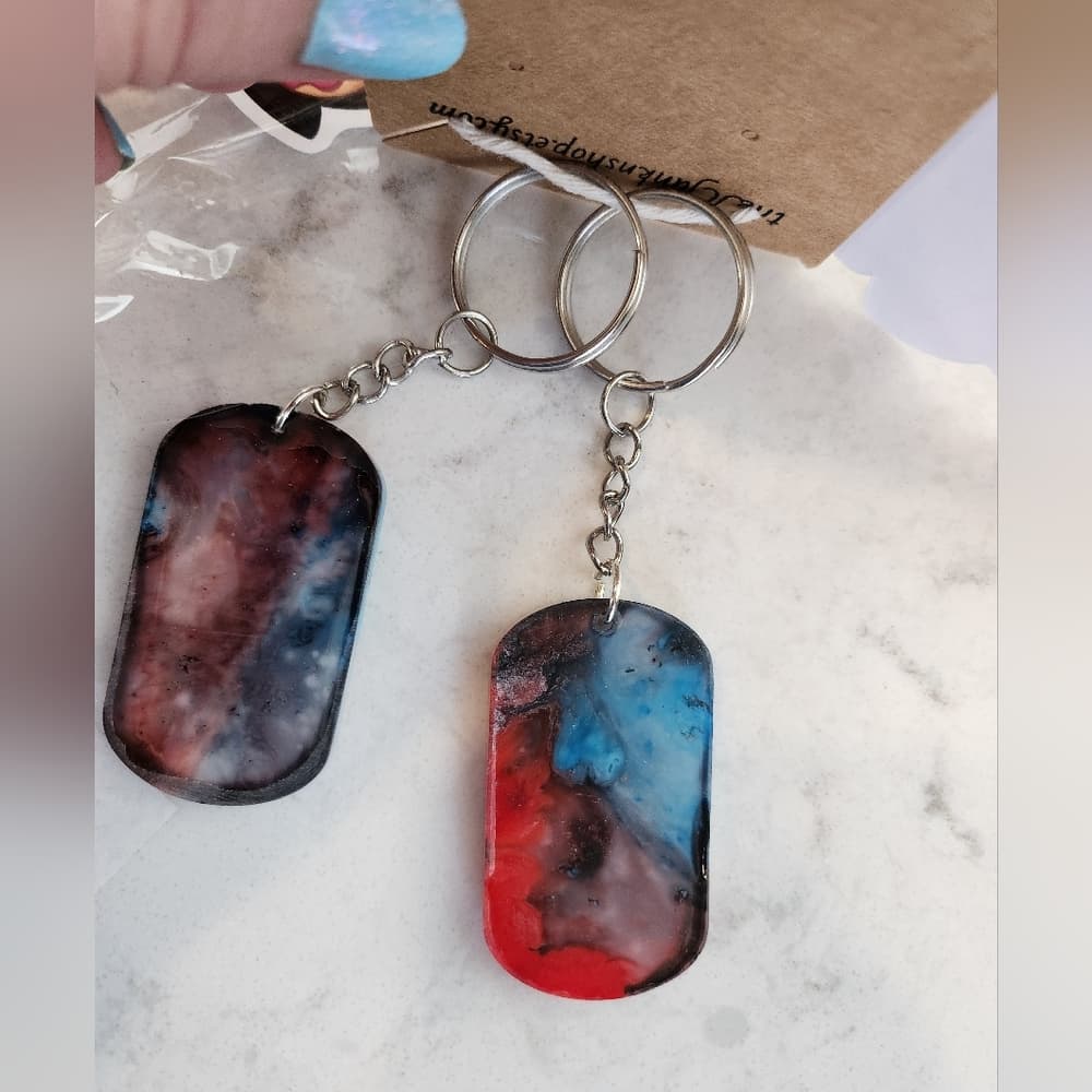 Handmade Handpainted Resin Colorful His and Hers Matching Key Chains - Thumbnail 4