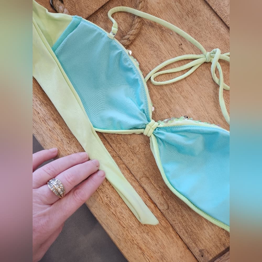 Victoria's Secret Pale Green Sequined Bikini Top small - Thumbnail 3