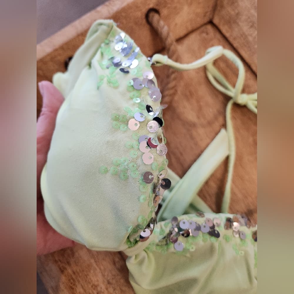 Victoria's Secret Pale Green Sequined Bikini Top small - Thumbnail 2