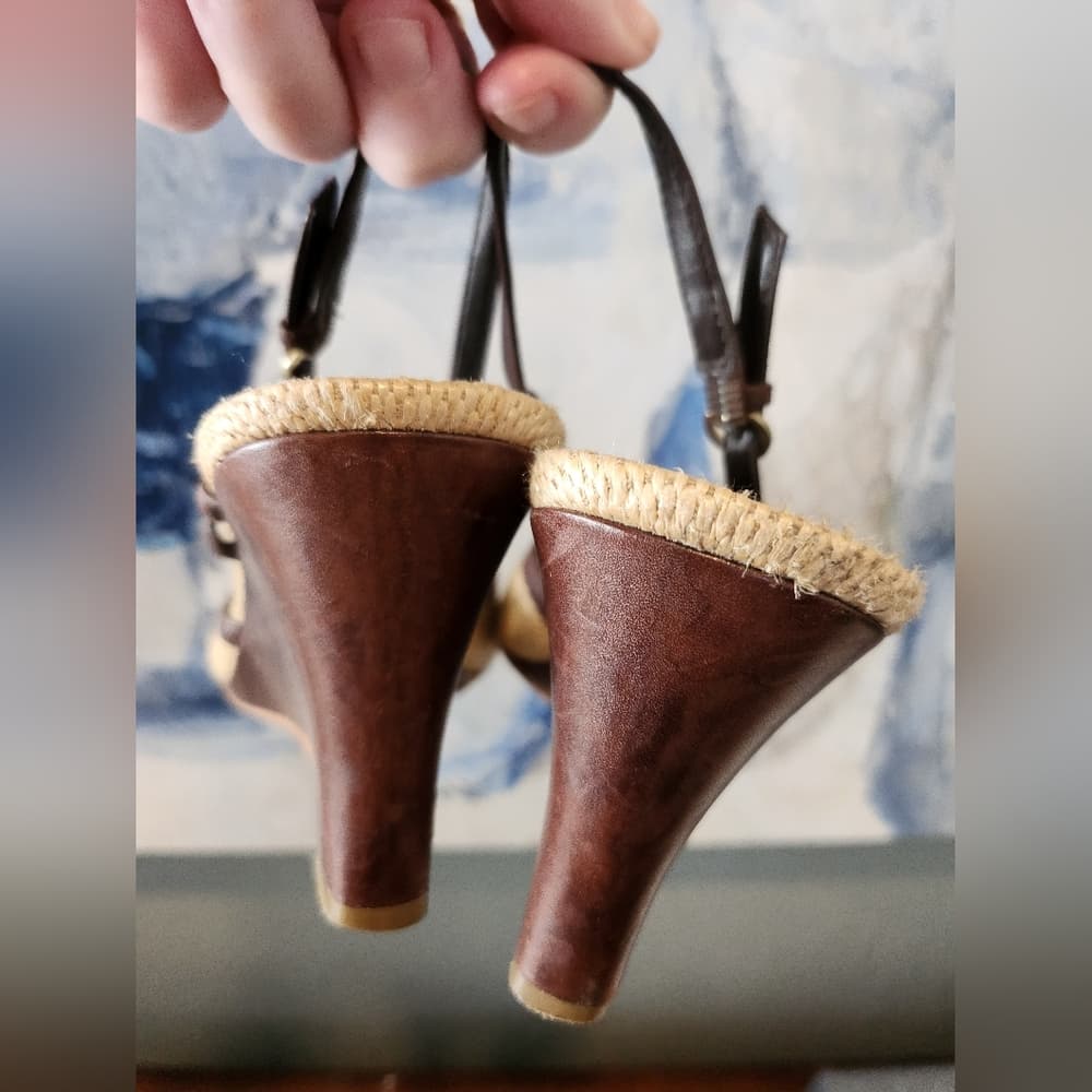 Franco Sarto Brown and Tan Leather and Canvas Slingback Floral Wedge Heels - Thumbnail 8