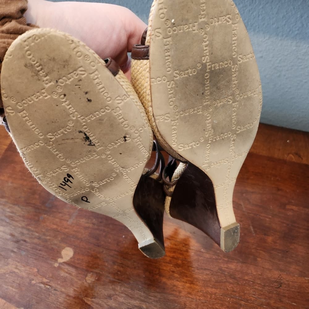 Franco Sarto Brown and Tan Leather and Canvas Slingback Floral Wedge Heels - Thumbnail 7