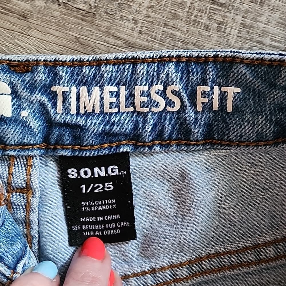 S.O.N.G Light Denim Timeless Fit Retro Style Button Fly Jeans 10" rise - Thumbnail 3