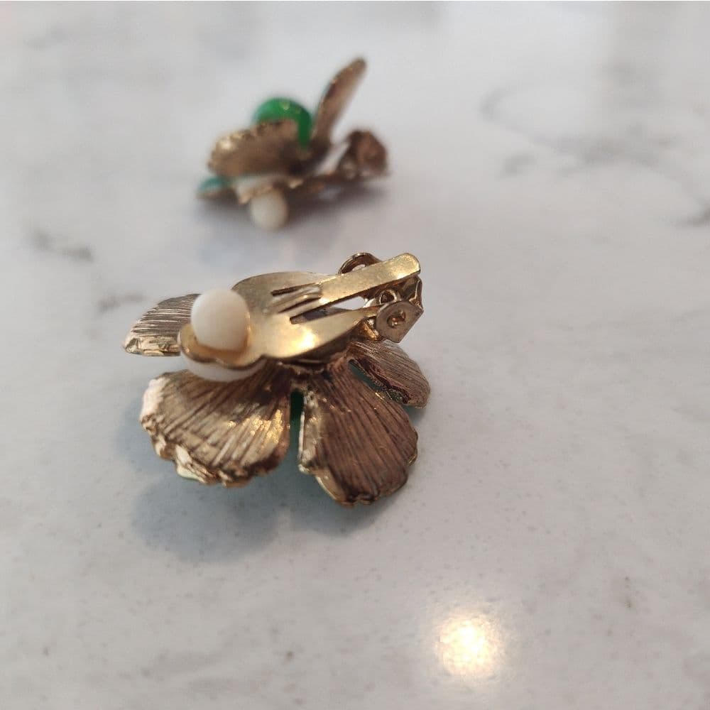 Vintage Gold Tone Green Enamel Flower Glass Cats Eye Round Bead Center - Thumbnail 2
