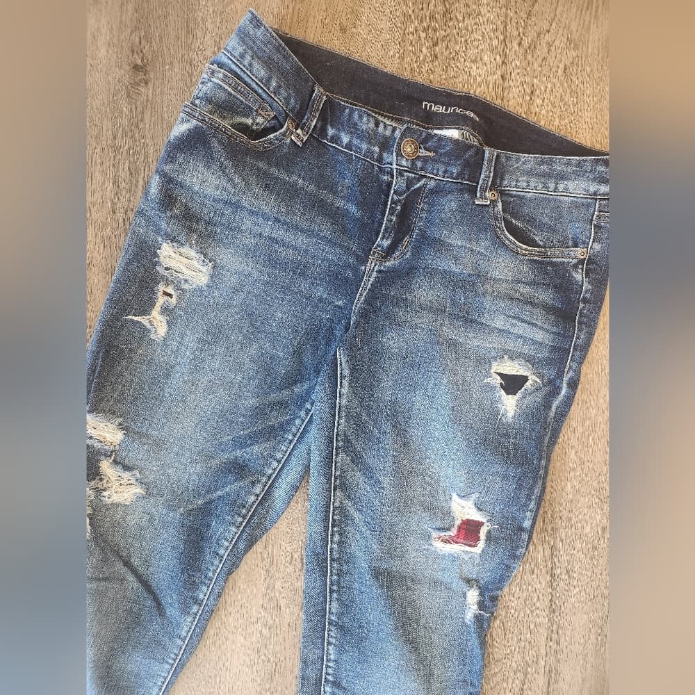 Maurices Dark Blue Distressed Stretchy Jeans With Whiskering And Red Plaid - Thumbnail 2