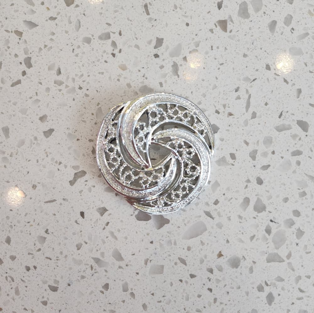 Vintage Gerrys Silver Tone Round Swirl Brooch - Thumbnail 8
