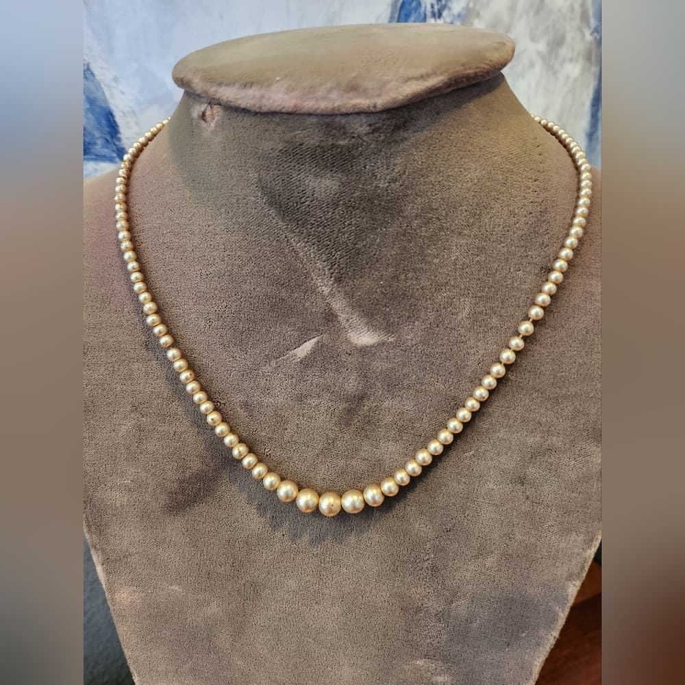 Vintage 16" Princess Faux Pearl Beaded Necklace - Thumbnail 2