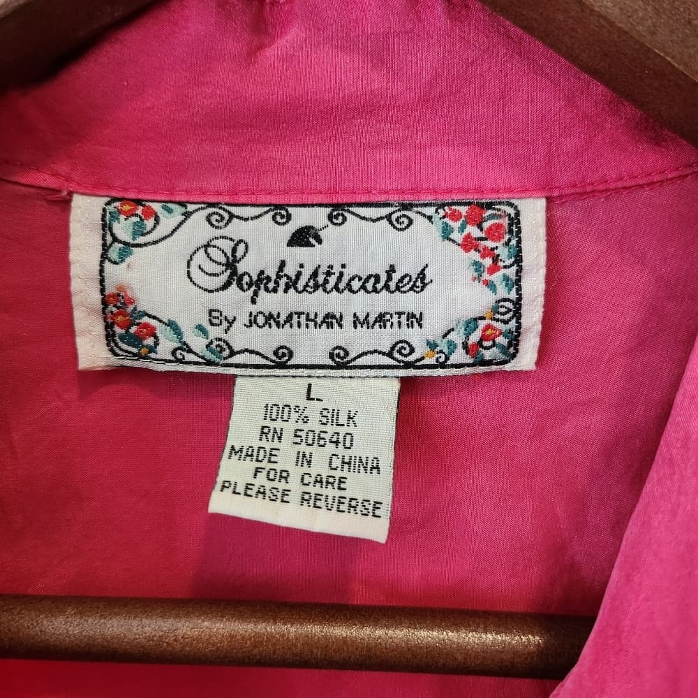 Vintage Pink 100% Silk Button Up cute Slit Side Back Button Sophisticates Top - Thumbnail 3