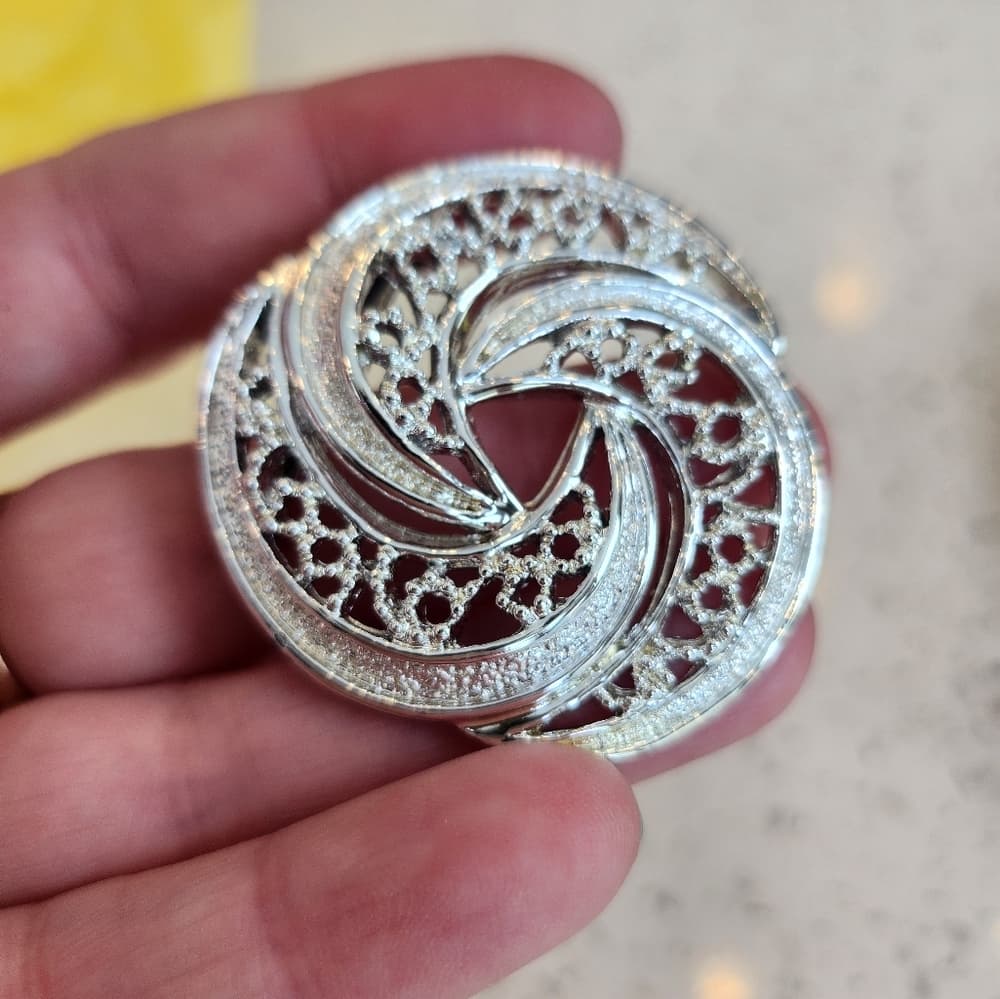 Vintage Gerrys Silver Tone Round Swirl Brooch - Thumbnail 2