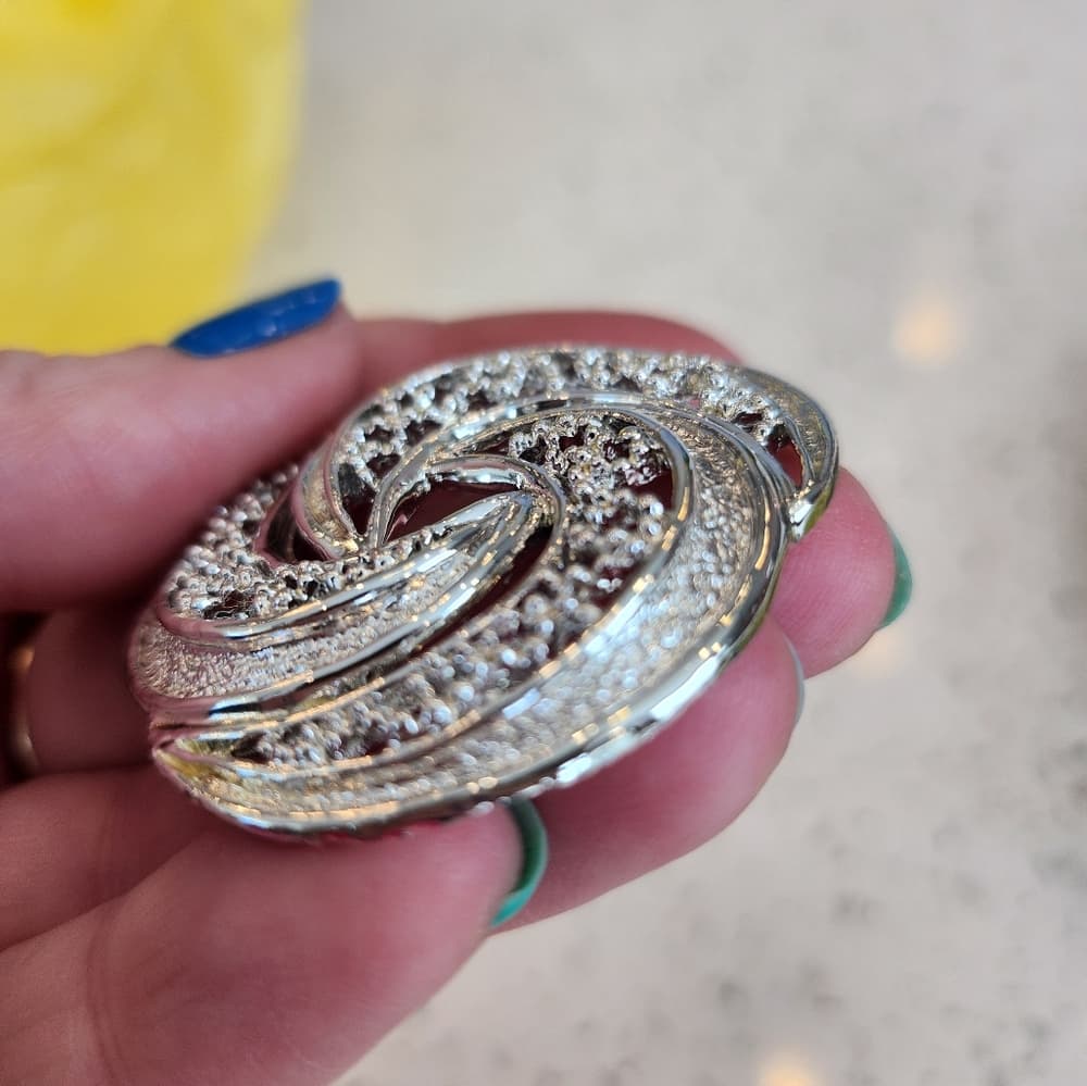 Vintage Gerrys Silver Tone Round Swirl Brooch - Thumbnail 3