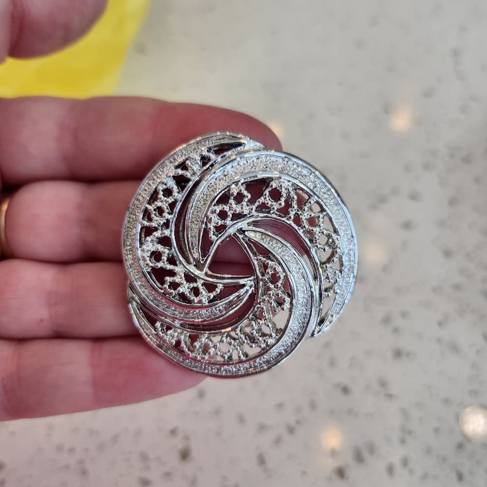 Vintage Gerrys Silver Tone Round Swirl Brooch - Thumbnail 6