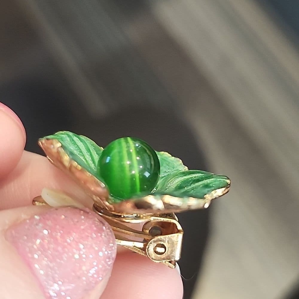 Vintage Gold Tone Green Enamel Flower Glass Cats Eye Round Bead Center - Thumbnail 6