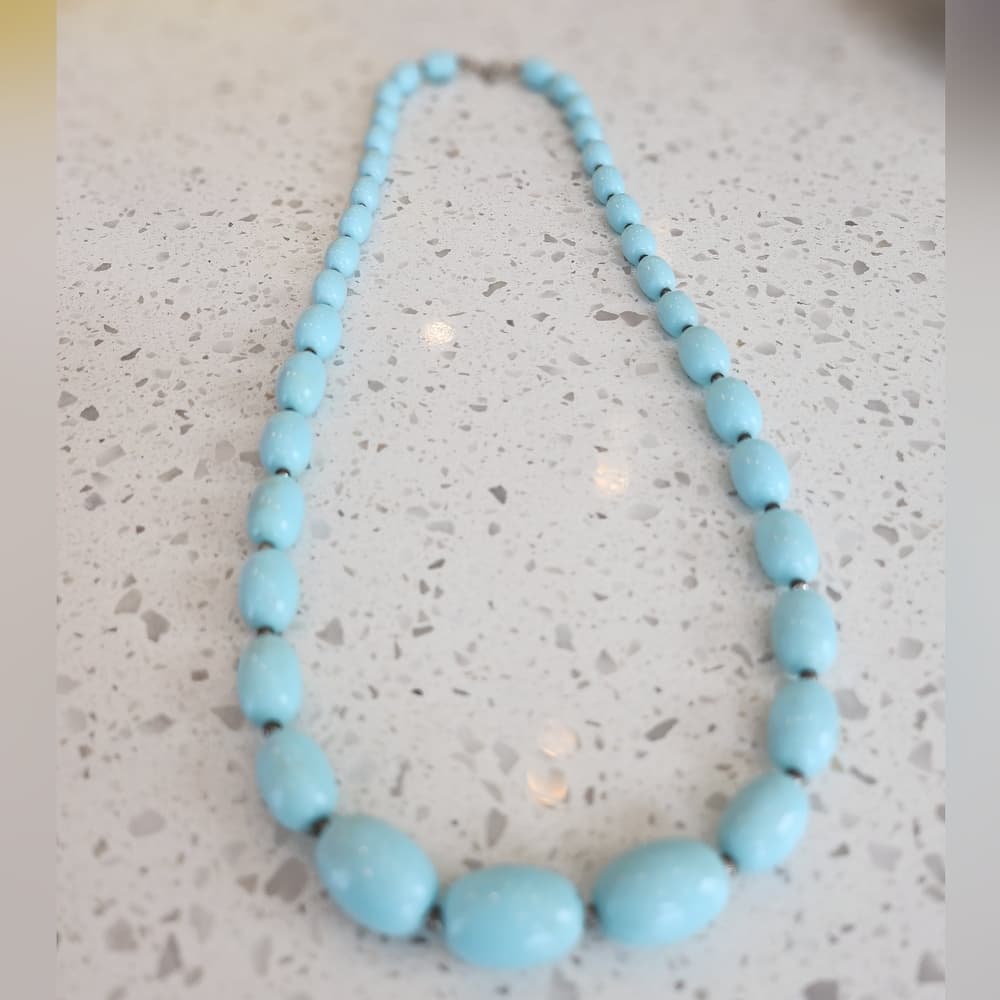 Gorgeous Vintage Oblong Turquoise Beaded Necklace - Thumbnail 2
