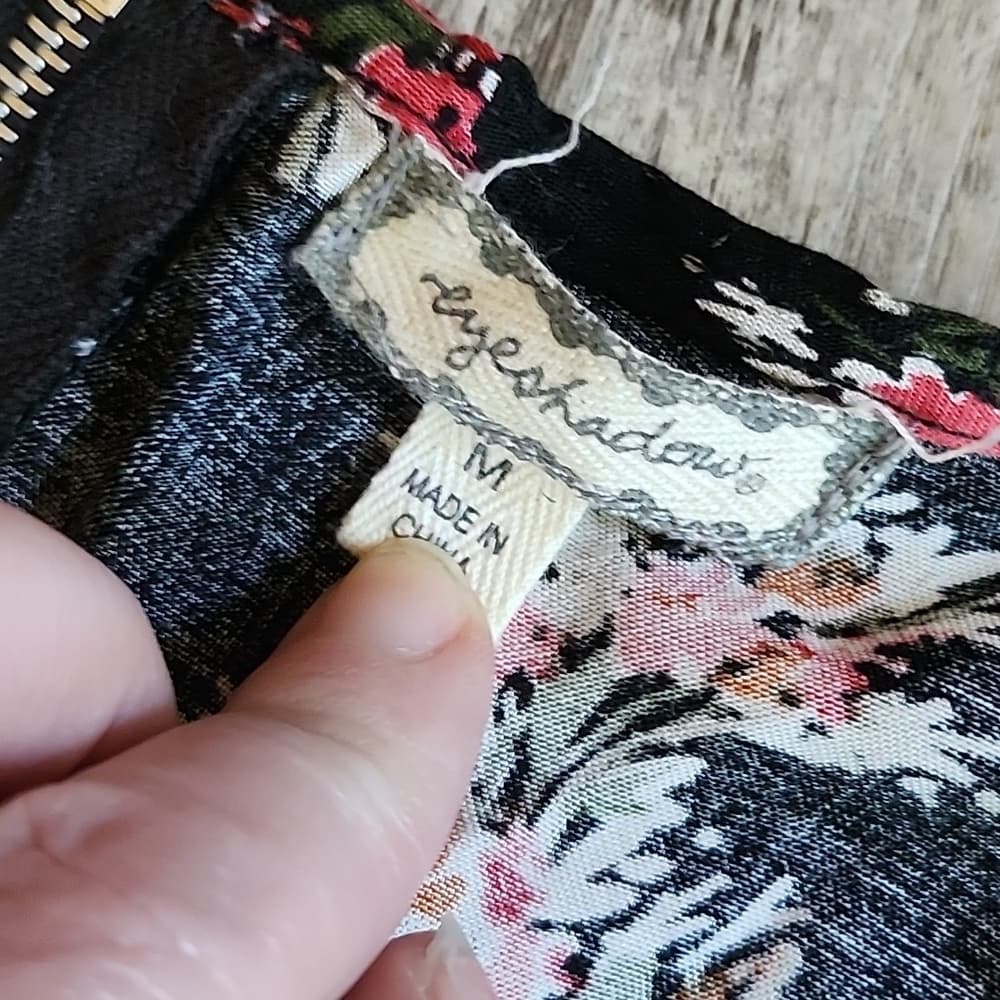 Eyeshadow 🥰 Black and Floral Ruffle Peplum Blouse Ruffle sleeves - Thumbnail 3