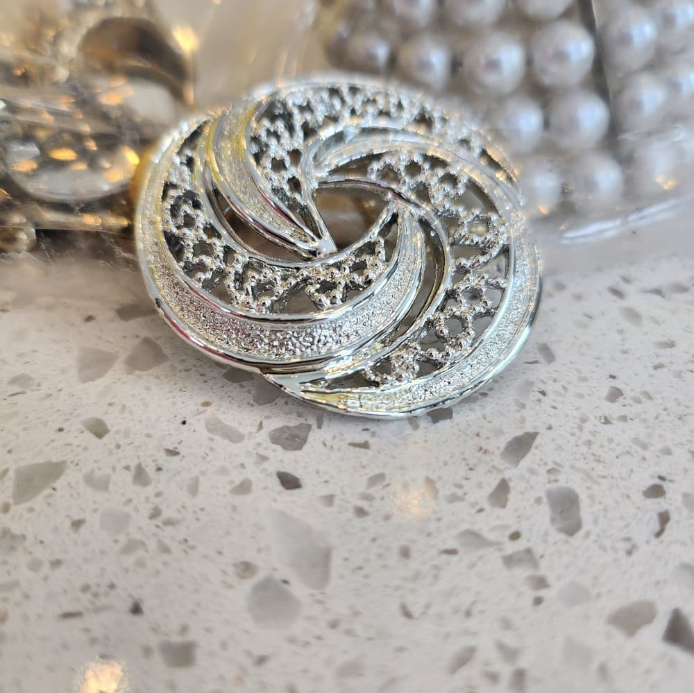 Vintage Gerrys Silver Tone Round Swirl Brooch - Thumbnail 7