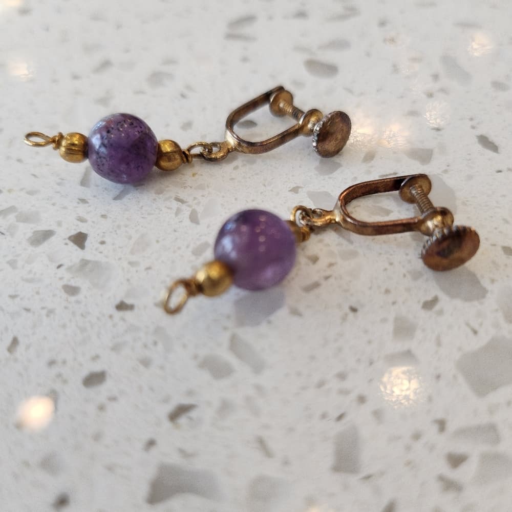 Vintage Amethyst Drop Screw Back Gold Tone Wire Beaded Earrings - Thumbnail 4