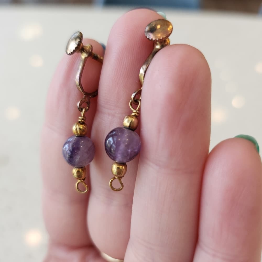 Vintage Amethyst Drop Screw Back Gold Tone Wire Beaded Earrings - Thumbnail 5