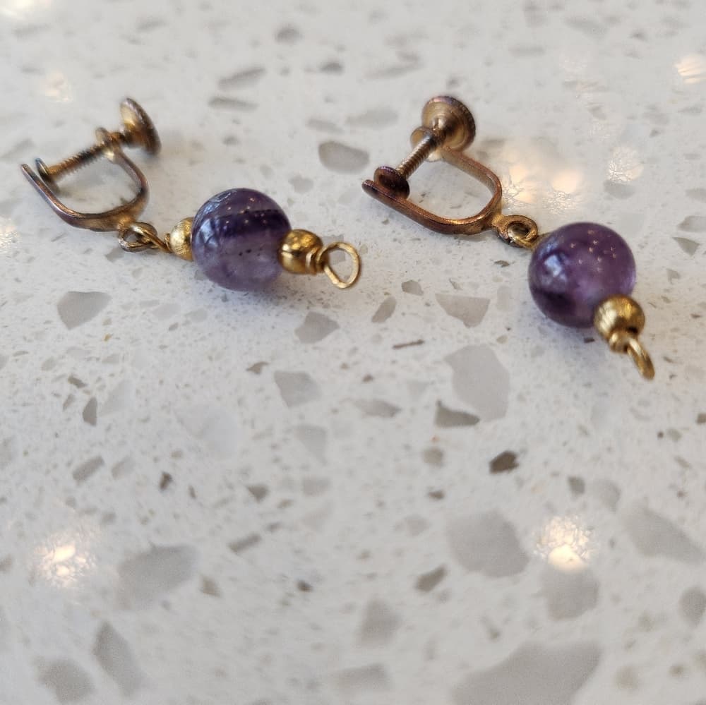 Vintage Amethyst Drop Screw Back Gold Tone Wire Beaded Earrings - Thumbnail 2