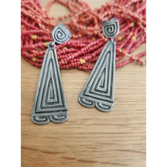 Tribal Style Made is USA Stamped Dangle Earrings Silver Tone Metal - Thumbnail 8