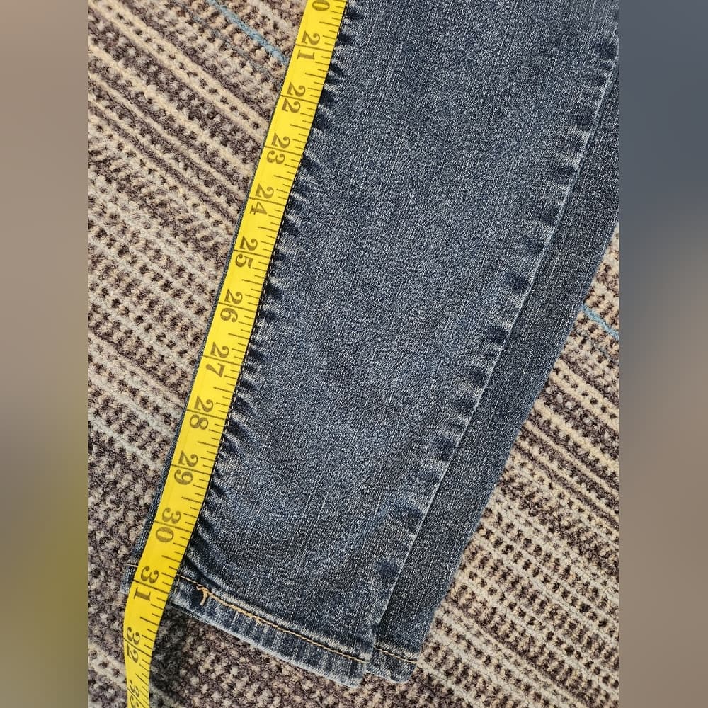 Levi's Totally Shaping Mid Rise Skinny Medium Wash Denim Jeans - Thumbnail 10