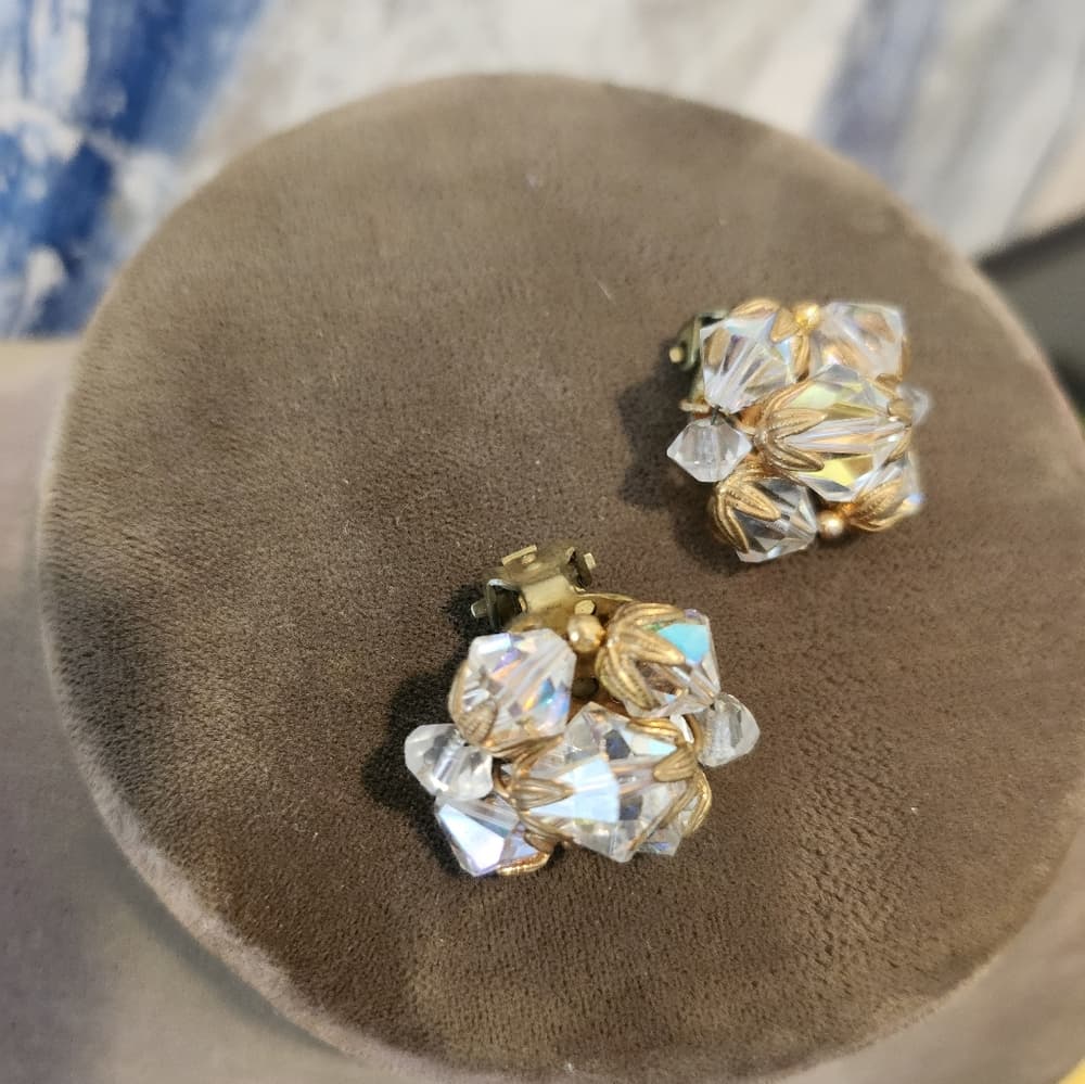 Vintage Aurora borealis Fauceted Glass Gold Tone Beaded Clip on Earrings