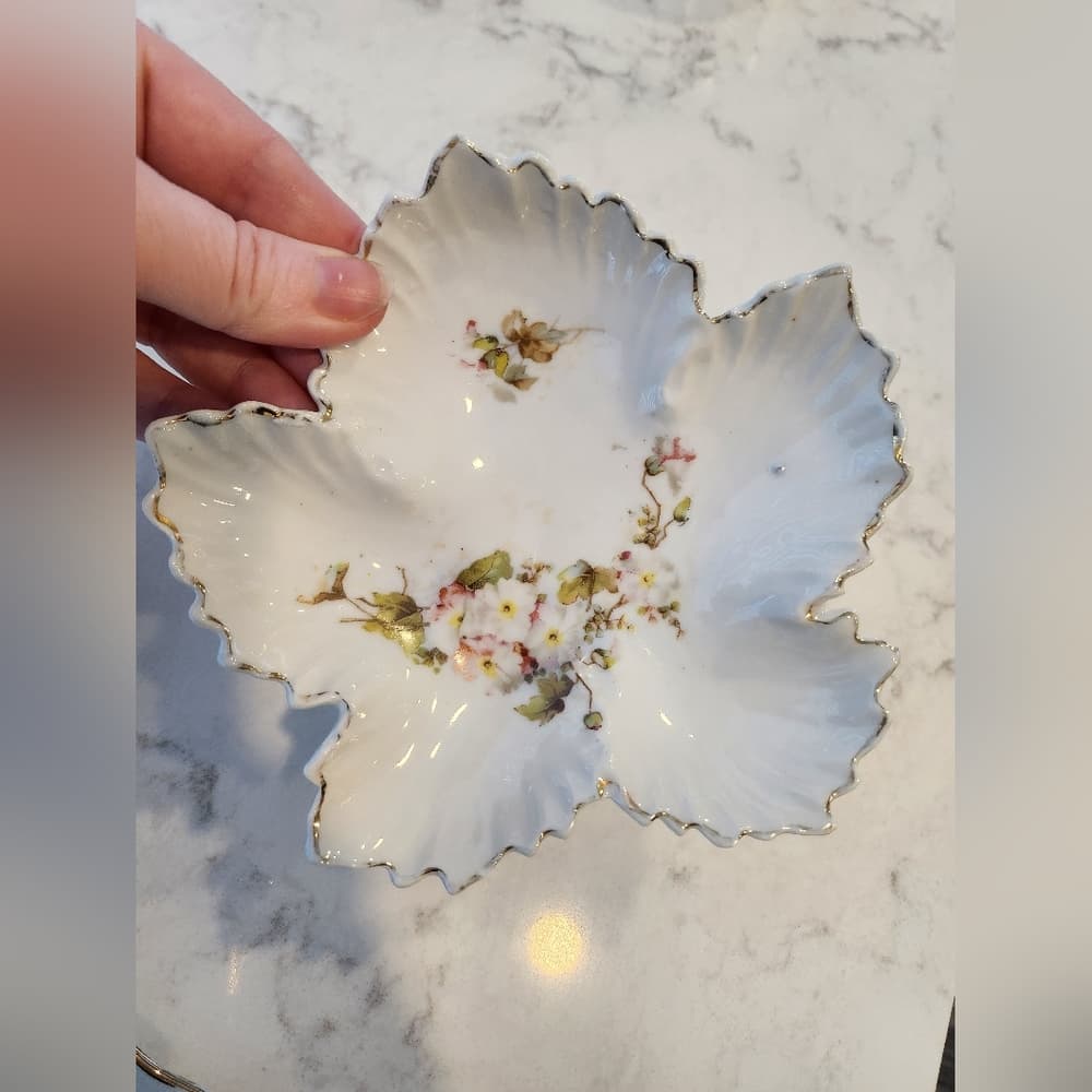 Two Misc Floral Vintage Leaf and Moon Plate Dishes for Trinkets - Thumbnail 4