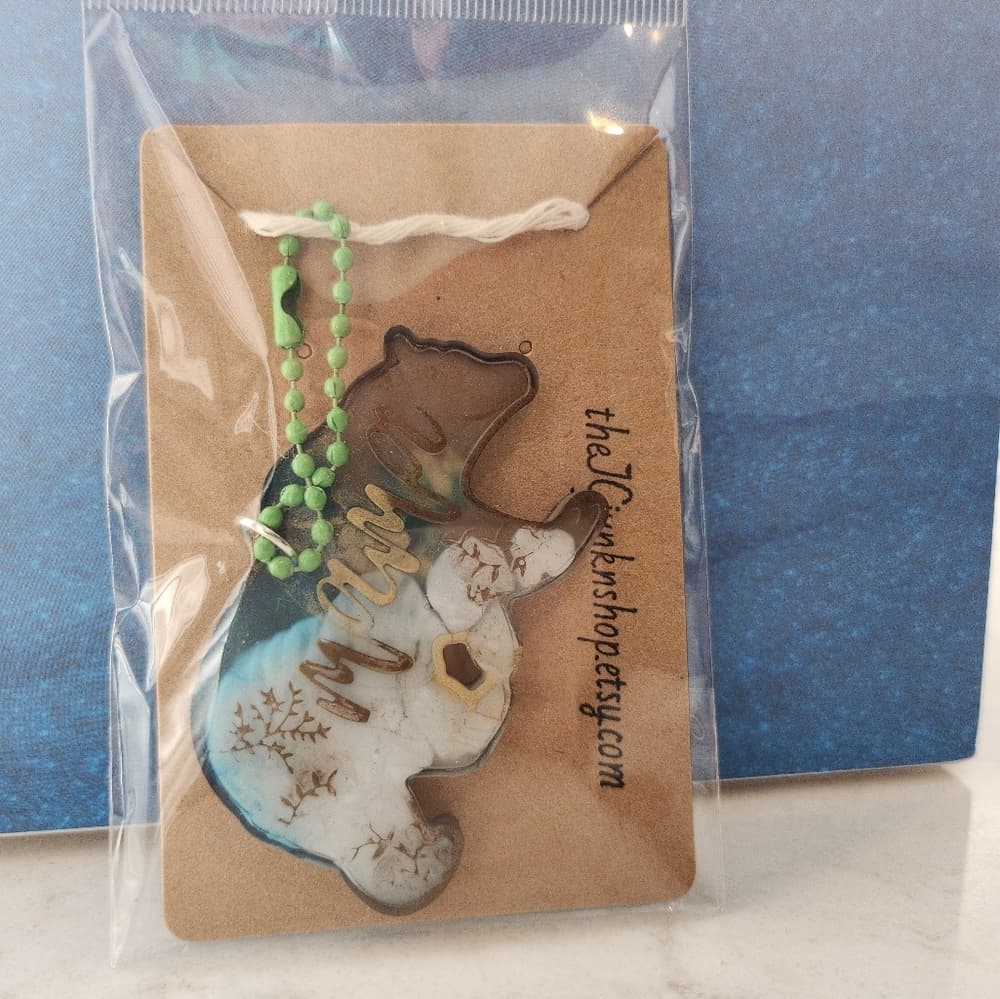 Handmade Resin Mama Bear Keychain Gold Metalic and Tie Dye Effect - Thumbnail 2