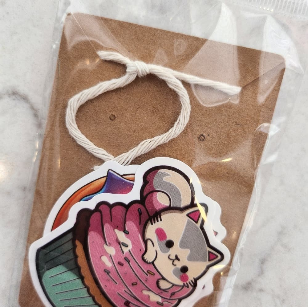 Handmade Resin Mama Bear Keychain Gold Metalic and Tie Dye Effect - Thumbnail 5