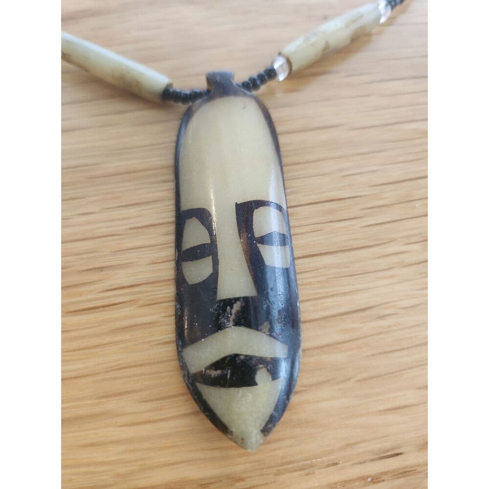 Unique hand painted bone face pendant tribal style vintage necklace - Thumbnail 2