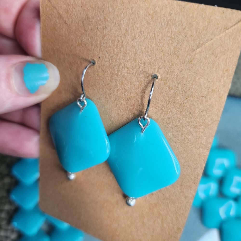 Turquoise Color Geometric Acrylic Beaded Necklace and Earring Set - Thumbnail 2