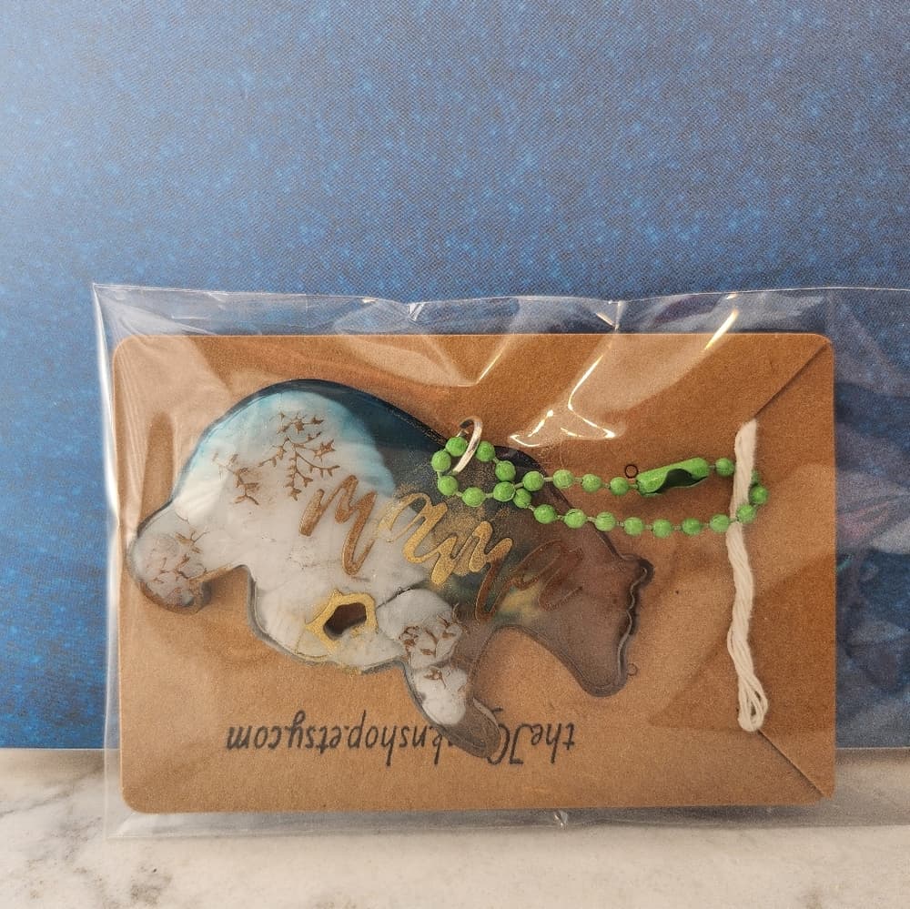 Handmade Resin Mama Bear Keychain Gold Metalic and Tie Dye Effect - Thumbnail 3