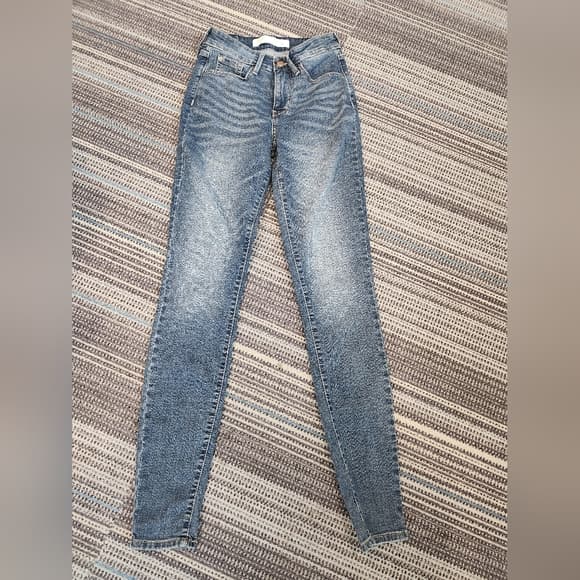 Levi's Totally Shaping Mid Rise Skinny Medium Wash Denim Jeans - Thumbnail 13