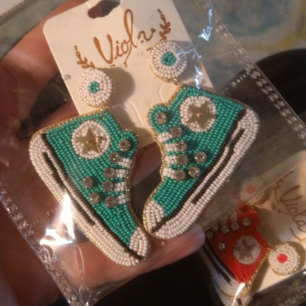 Super Cute Oversized High Top All Star Shoes Seed Beaded Drop Stud Earrings - Thumbnail 7