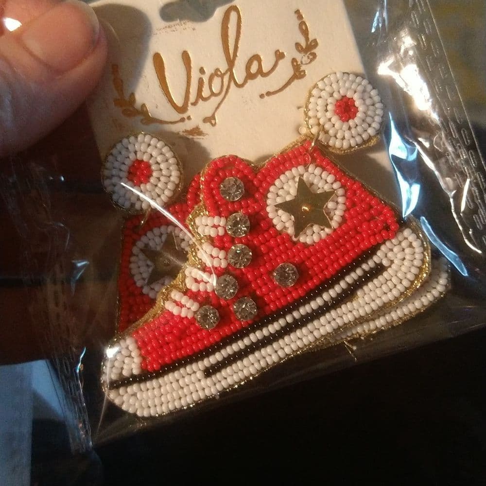 Super Cute Oversized High Top All Star Shoes Seed Beaded Drop Stud Earrings - Thumbnail 8