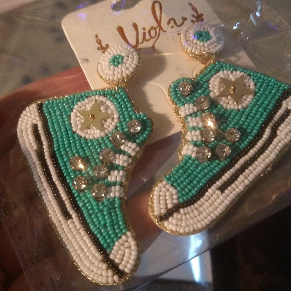 Super Cute Oversized High Top All Star Shoes Seed Beaded Drop Stud Earrings - Thumbnail 10
