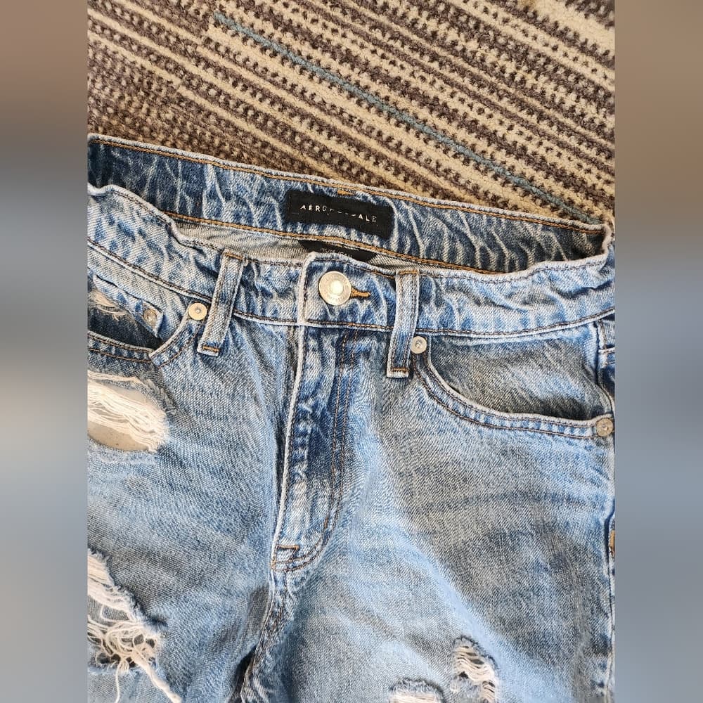 Aeropostale Mom Jeans Light Blue Denim High Rise Distressed - Thumbnail 2