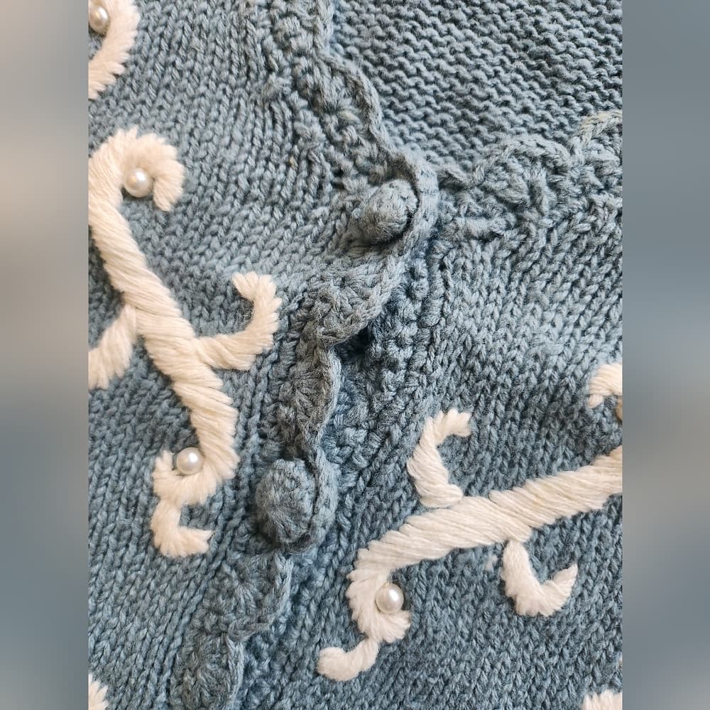 Vintage Reference Point Embroidered Blue And White Crochet Sweater Vest - Thumbnail 4