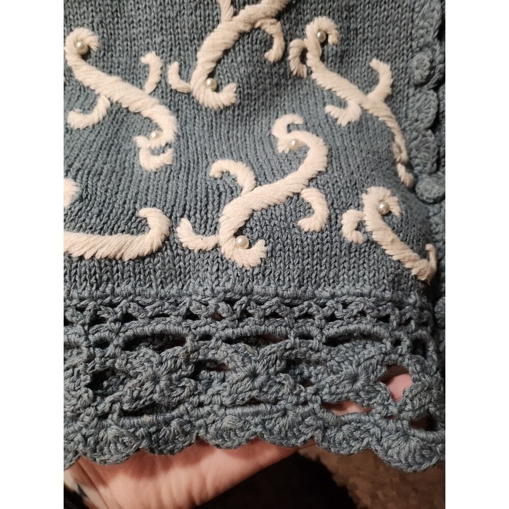 Vintage Reference Point Embroidered Blue And White Crochet Sweater Vest - Thumbnail 9