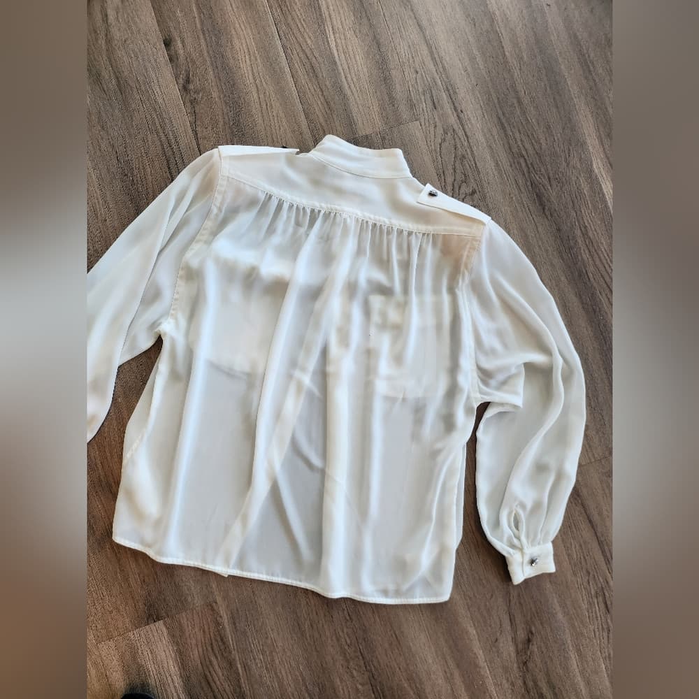 Vintage Liz Claiborne Sheer White Blouse With Sparkly Accents Shoulder Pads - Thumbnail 8