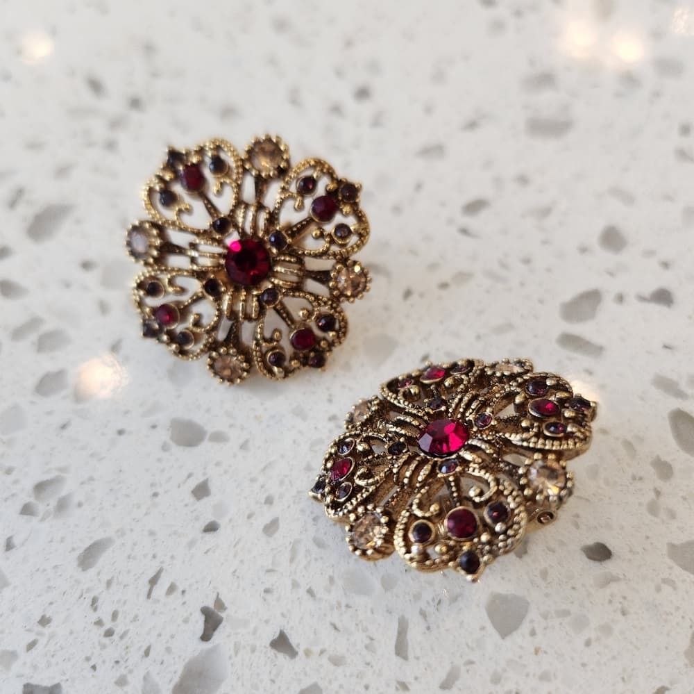 Vintage Floral Red Rinestone Avon Filigree Sparkly Earrings Clip On - Thumbnail 4