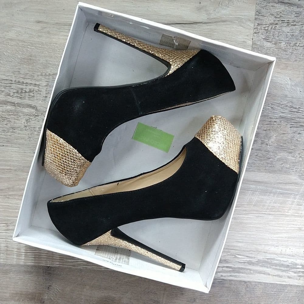 Steve Madden Black Suede and Gold Platform Heels - Thumbnail 10