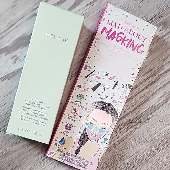 Mary Kay Cream Skincare Mask And Mint Bliss Lotion Bundle Set - Thumbnail 7