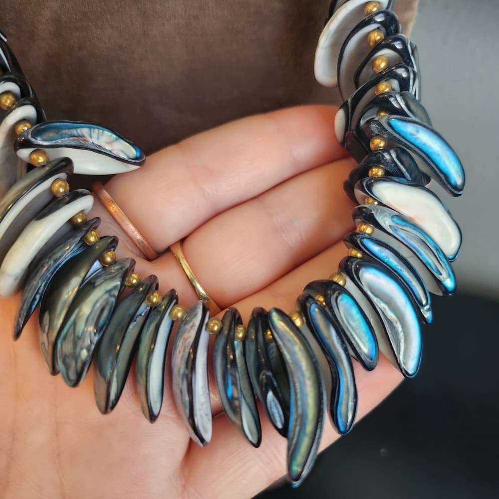 Beautiful Blue Shell And White Mother Of Pearl Beaded Fan Collar Style Necklace - Thumbnail 3