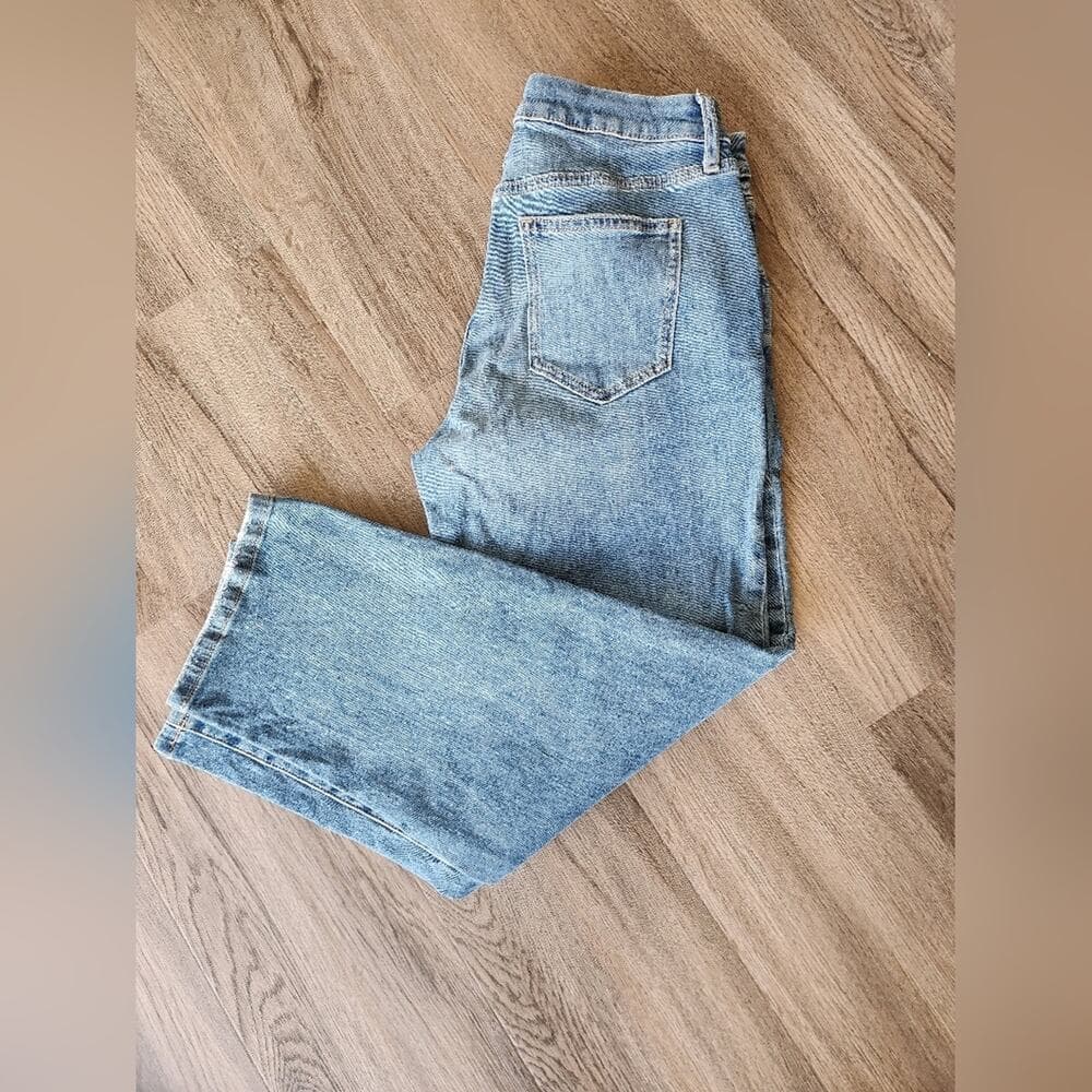 Simply Vera Wang Stretchy Cropped Comfortable Relaxed Fit Jeans - Thumbnail 2