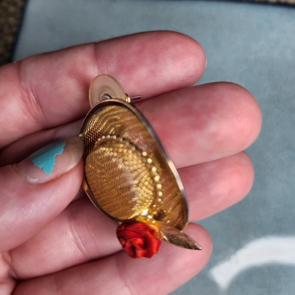 Awesome Gold Metal Mesh Hats With Red Fabric Rose Earrings - Thumbnail 5