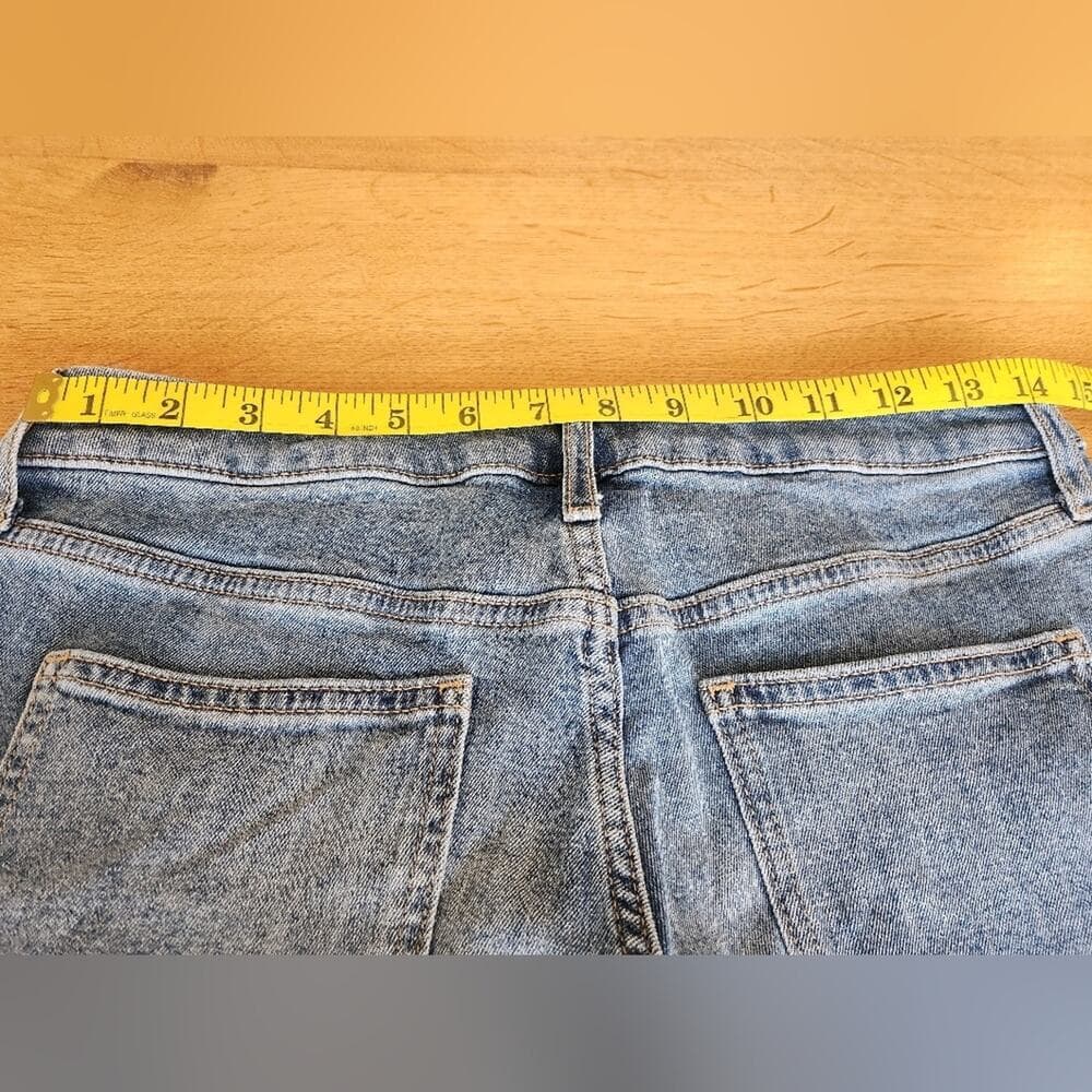 Simply Vera Wang Stretchy Cropped Comfortable Relaxed Fit Jeans - Thumbnail 5