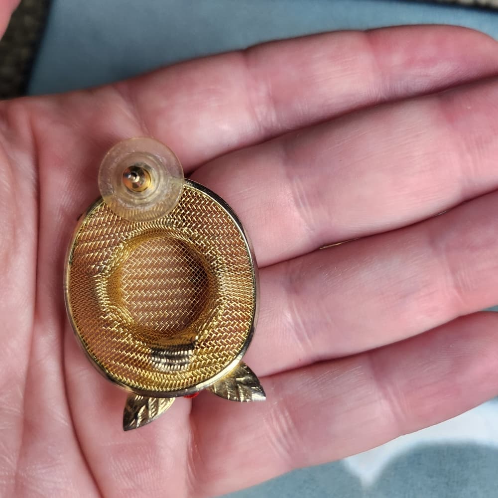 Awesome Gold Metal Mesh Hats With Red Fabric Rose Earrings - Thumbnail 6