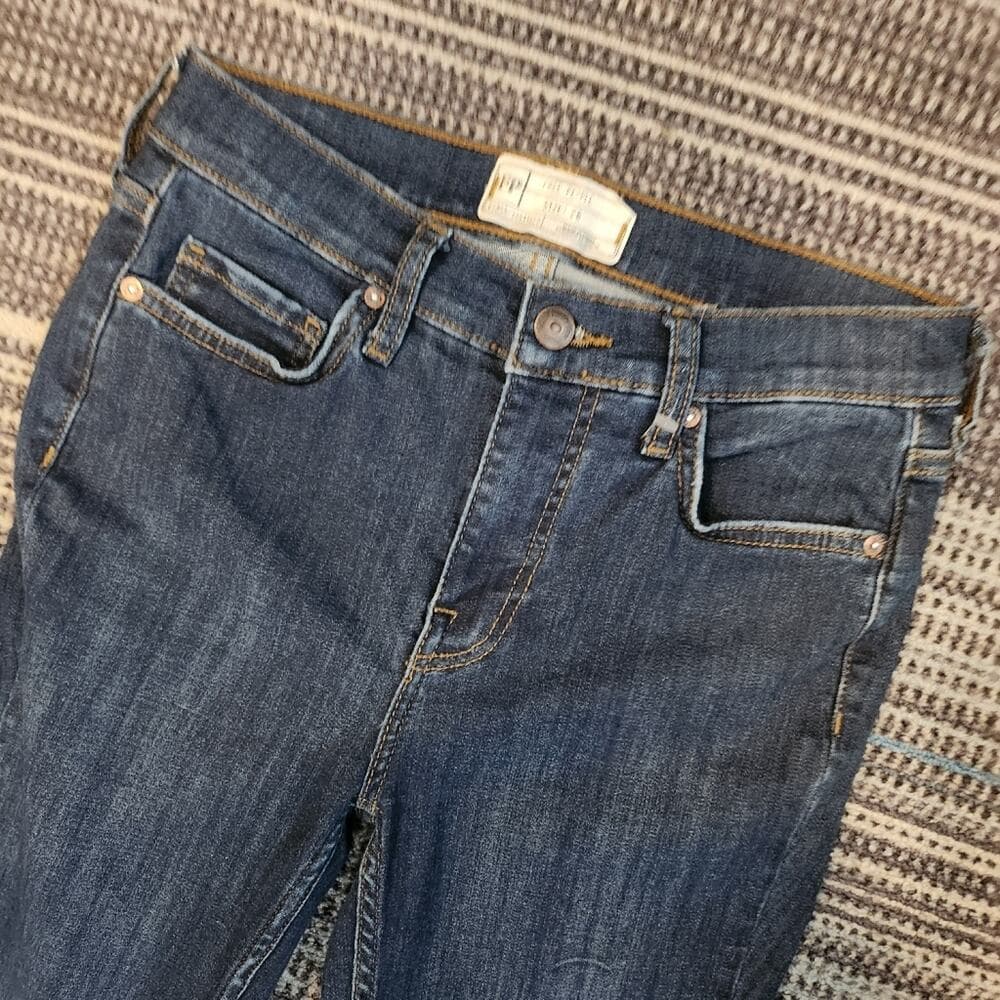 Free People Dark Wash Ripped Skinny Cropped Jeans - Thumbnail 2