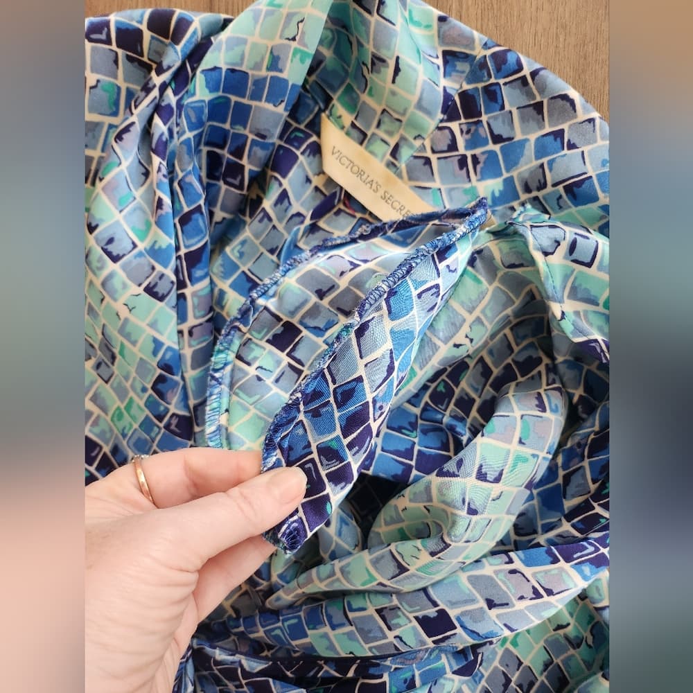 Vintage Victoria's Secret 1990s Blue Mosaic Patterned Long Polyester Type Robe - Thumbnail 12