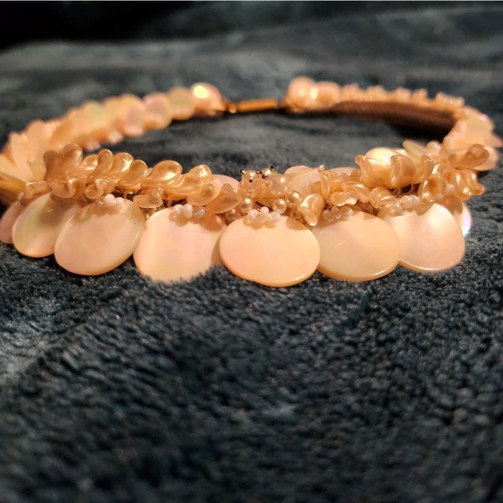 Rare Vintage 1920s Mother Of Pearl Corded Choker with Love Bird and Earrings - Thumbnail 12
