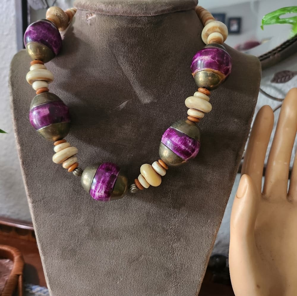 Vintage Chunky Purple And Terra Cotta Shell Bone Beaded Necklace